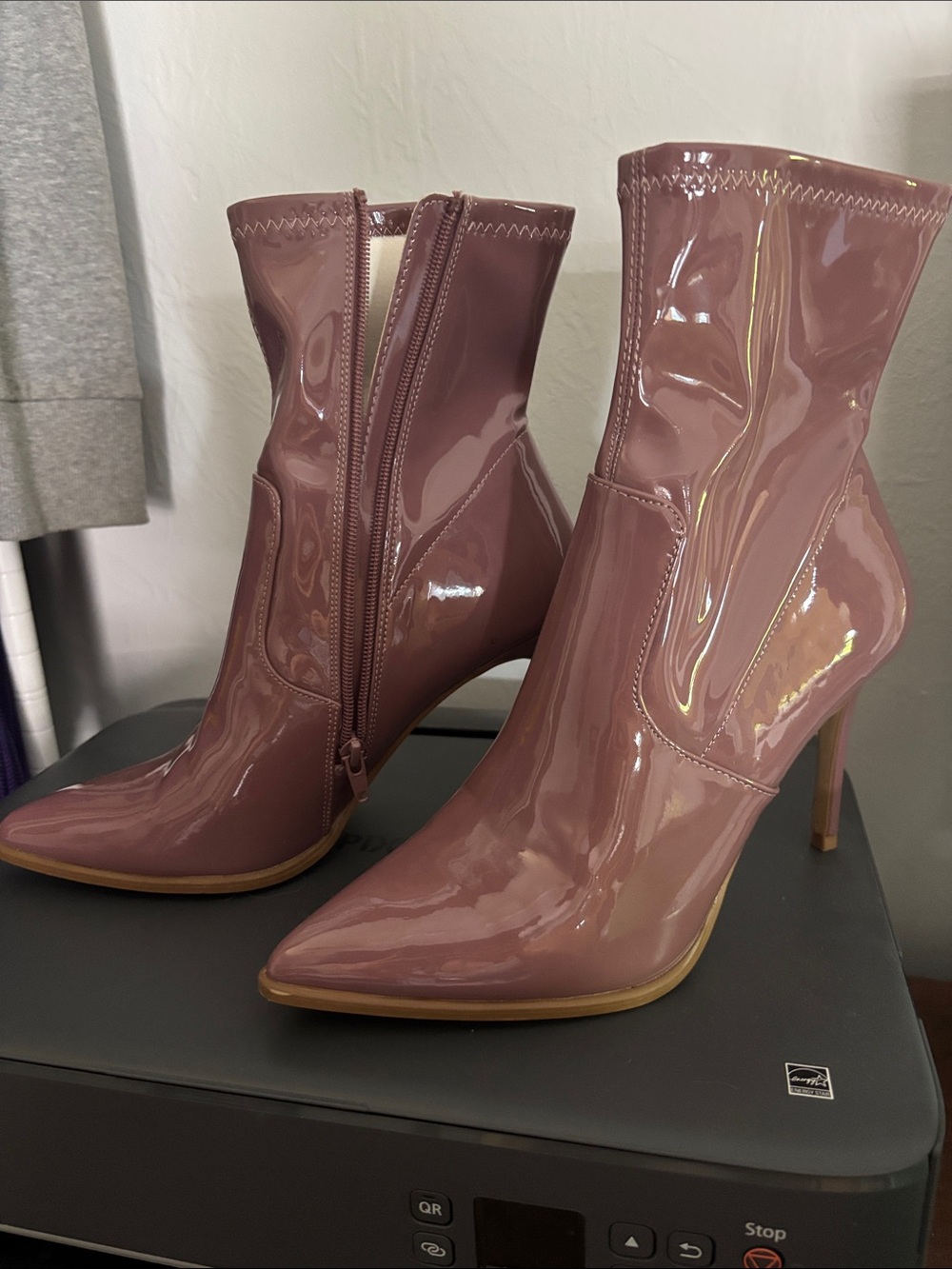 Patent stretch Pointed-Toe Ankle Boots in Dusty Rose 8.5